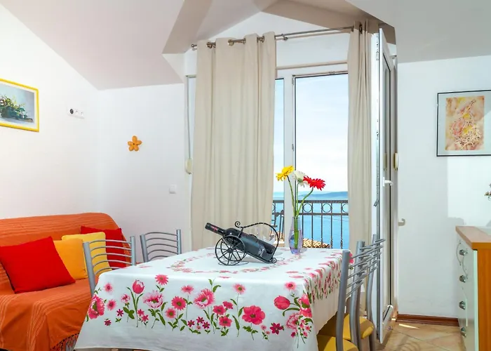 Im Zweiten Stock Mit Balkonen By Interhome Apartment Brela